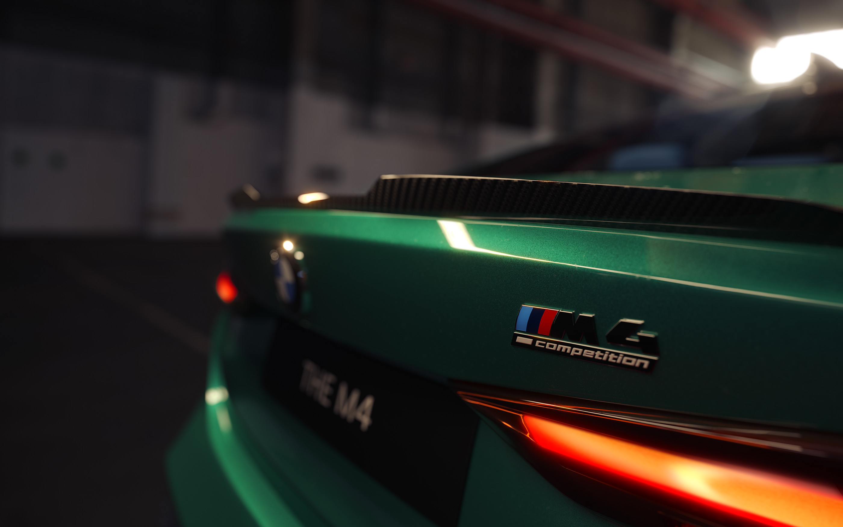 BMW M4 xDrive